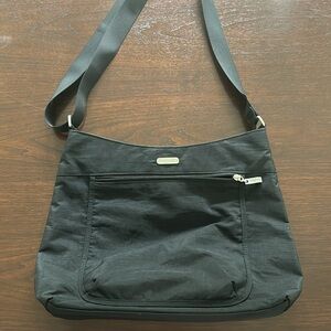 Baggalini crossbody shoulder bag